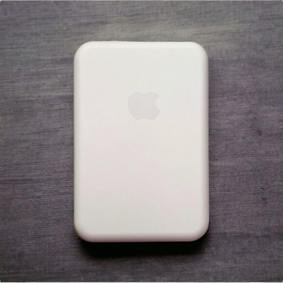 MagSafe Battery Pack NIB 2 Pack (read description before purchase) - Picture 4 of 6